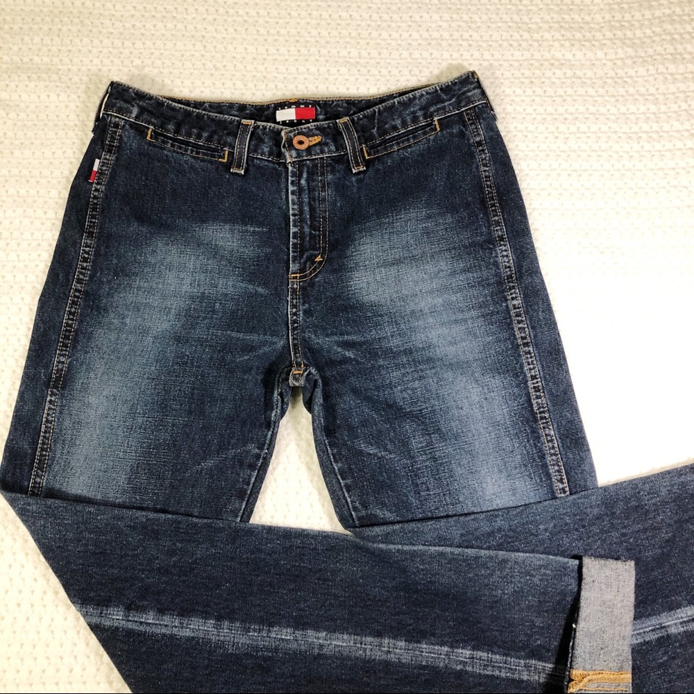 Tommy Hilifiger Women’s Denim bell bottom jeans 28